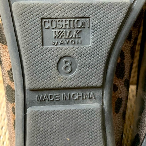 Women’s Cushion Walk Leopard loafers - Picture 6 of 9